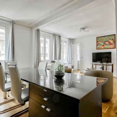 Appartamento Near Arc De Triomphe